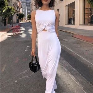 NWT Bailey 44 Delphi white gown